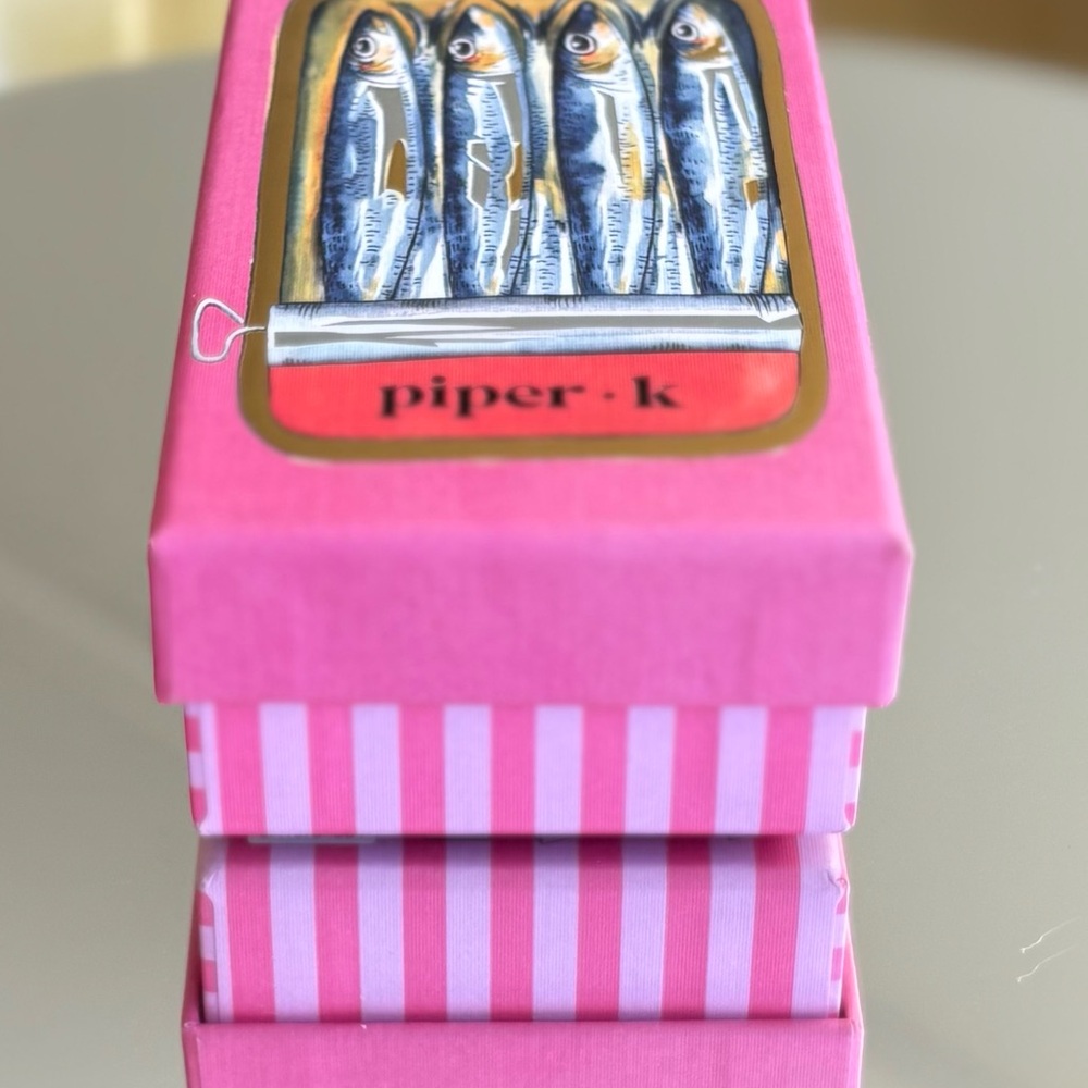 Piper K Pink Sardine Hotel Key Chain Bag Charm - Picture 3 of 4